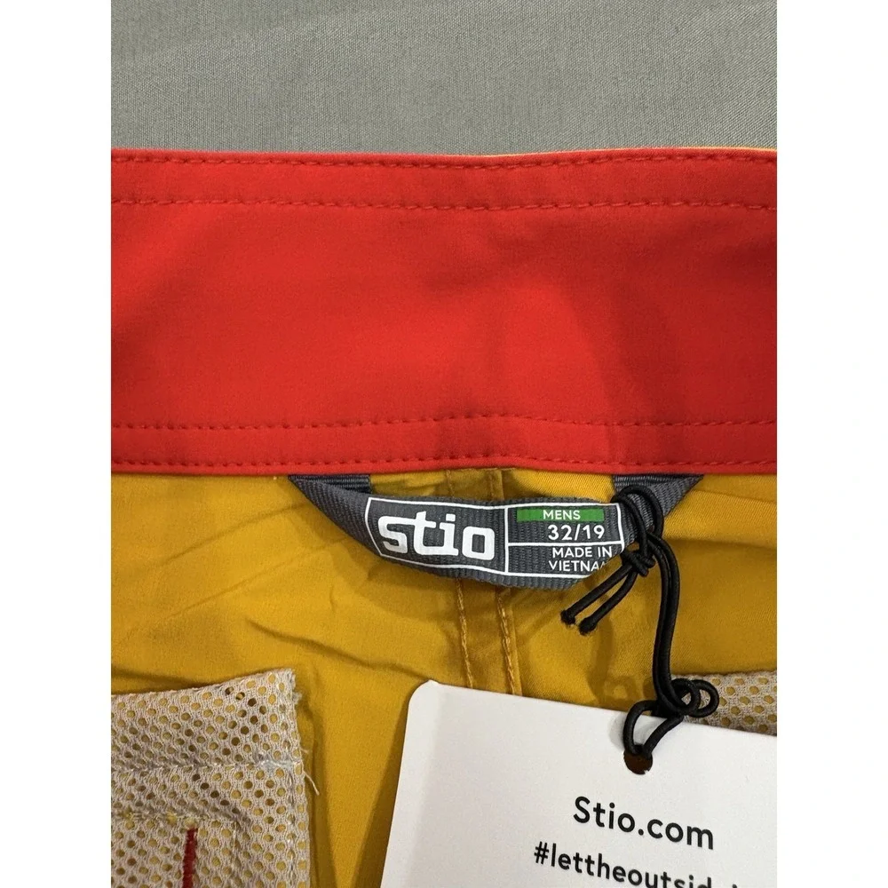 Stio Board Shorts Men's 32 Yellow (Pollen) Quick Dry Swim Outdoor